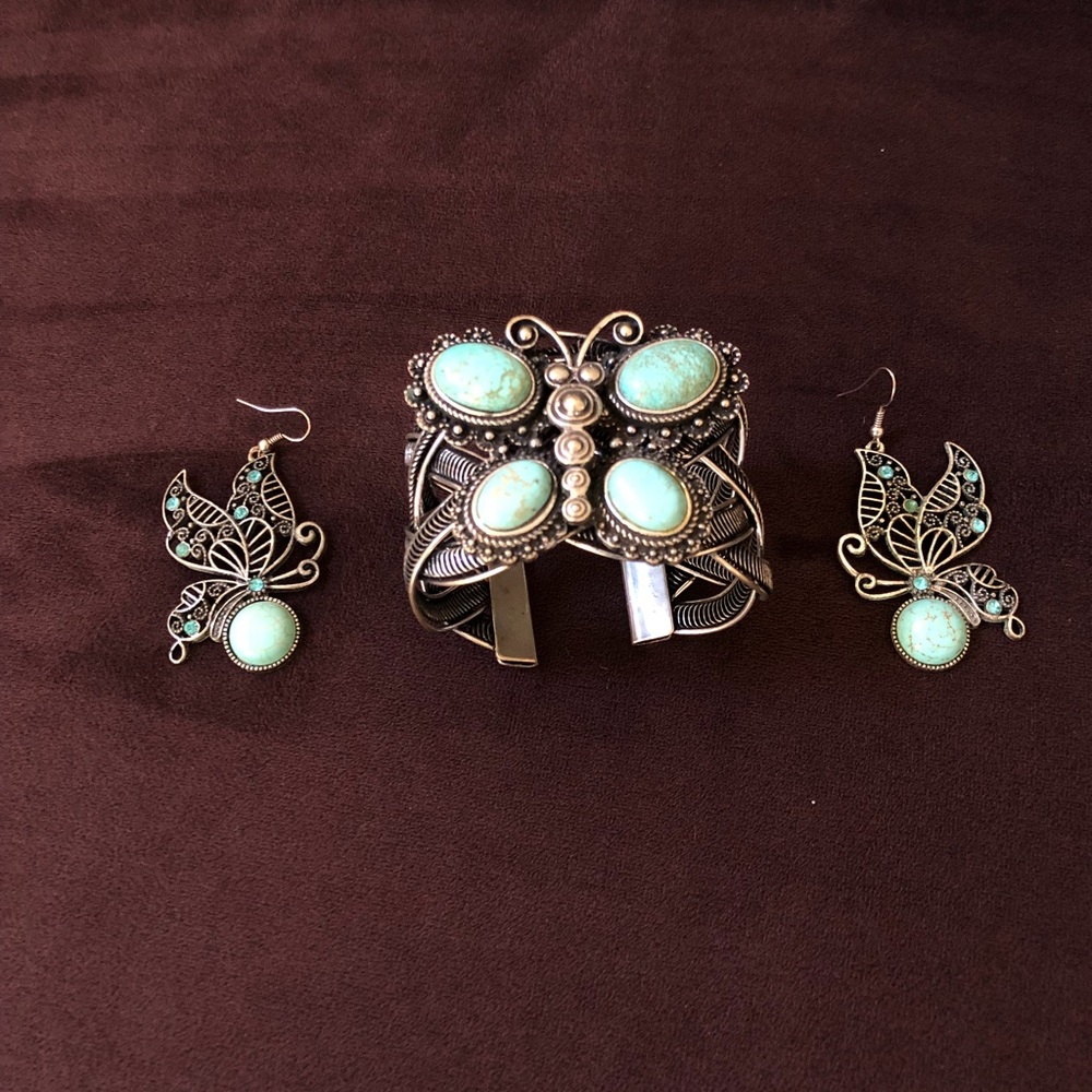 🦋 🦋 Set BUTTERFLY cuff bracelet and earring 🦋
